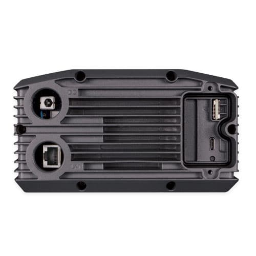 FWA-2100-NR — Industrial 5G NR Outdoor Unit (ODU) with 1-port Gigabit PoE PD, vista 4